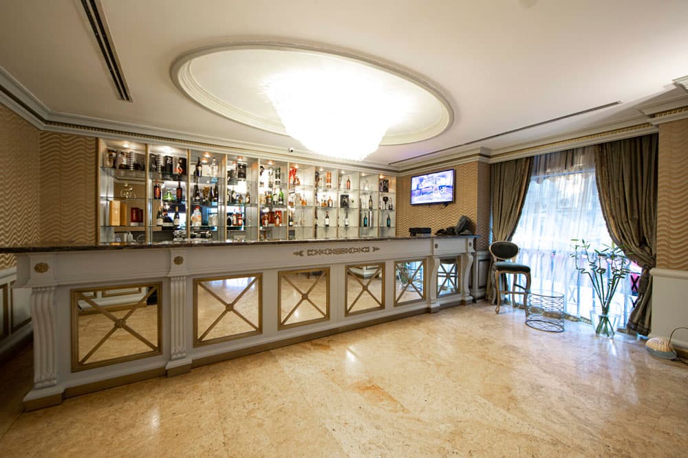 Sapphire Inn 15