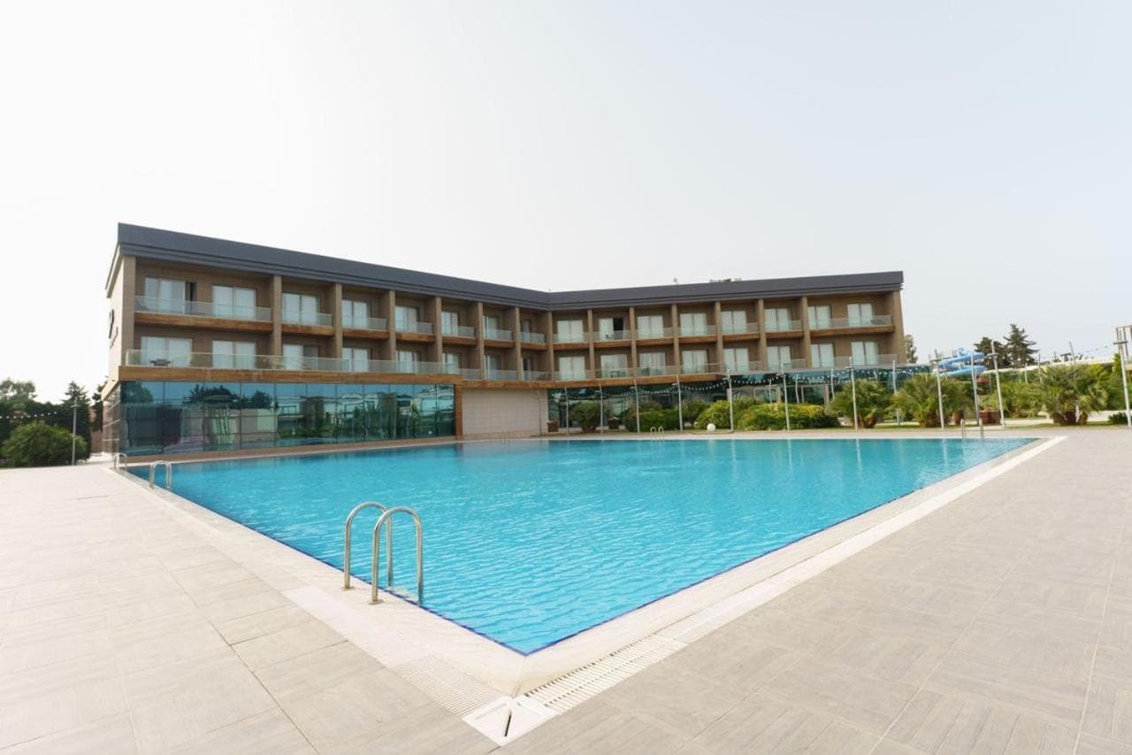 Shani Resort Hotel & Villas