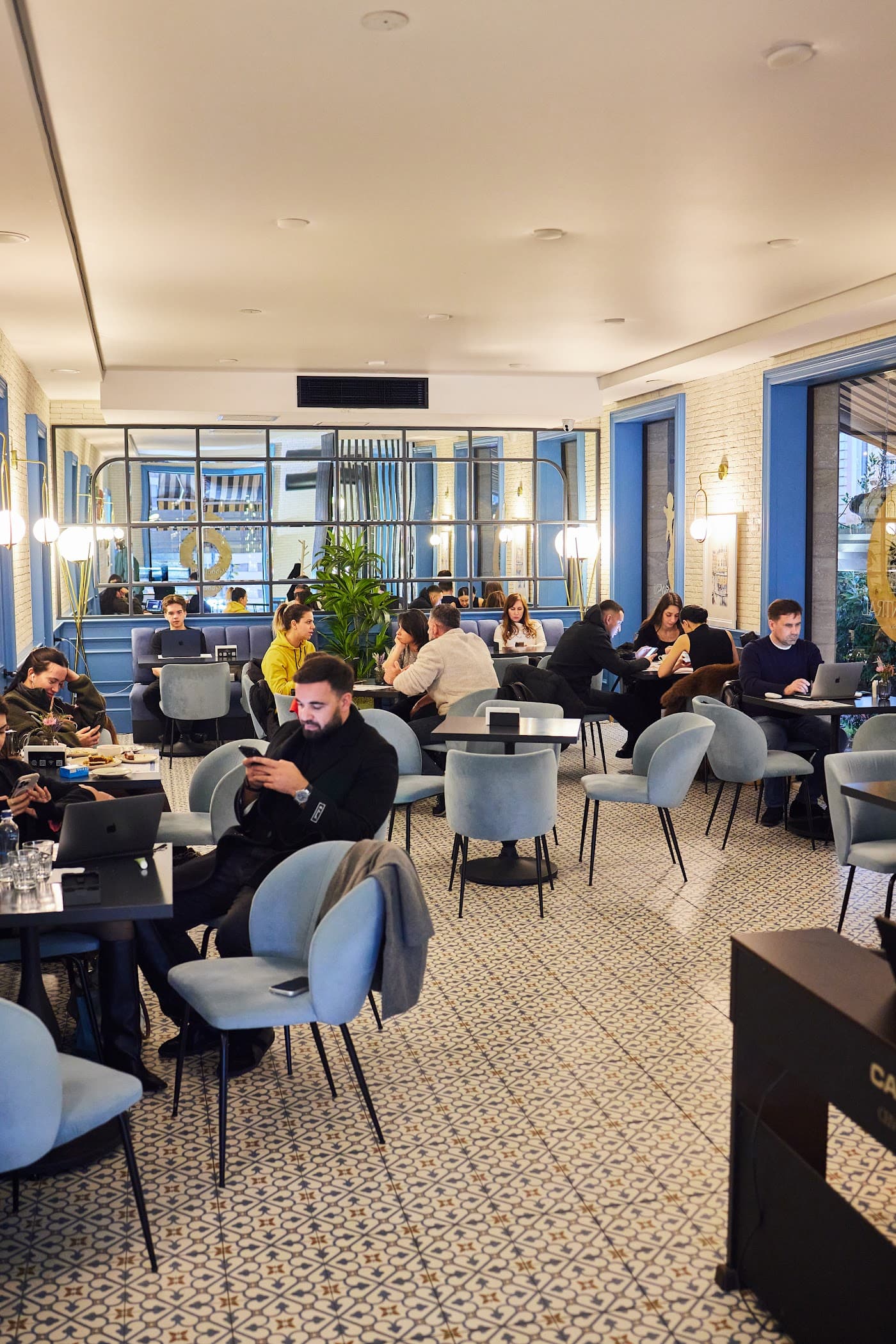 Cafe Central