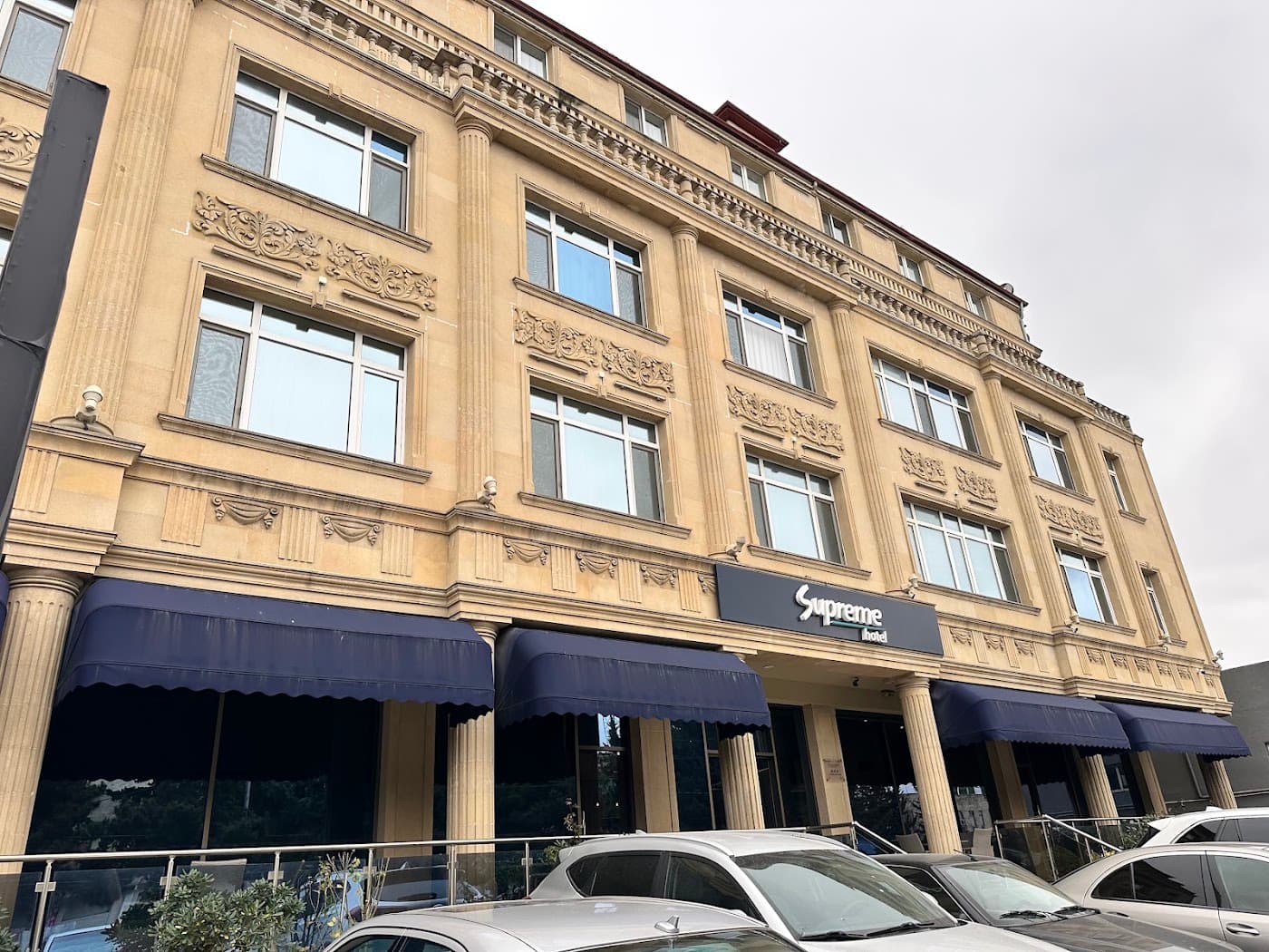 Supreme Hotel Baku