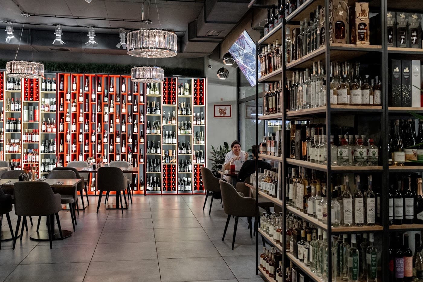 Grape Wine & Kitchen