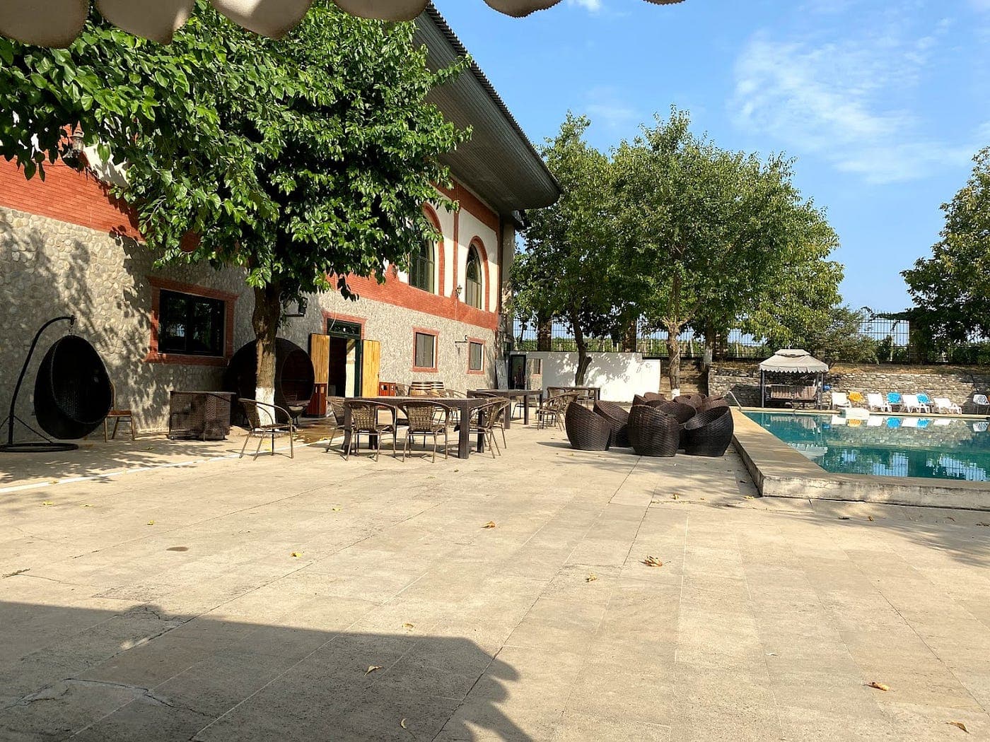 Chateau Monolit Winery / Guesthouse