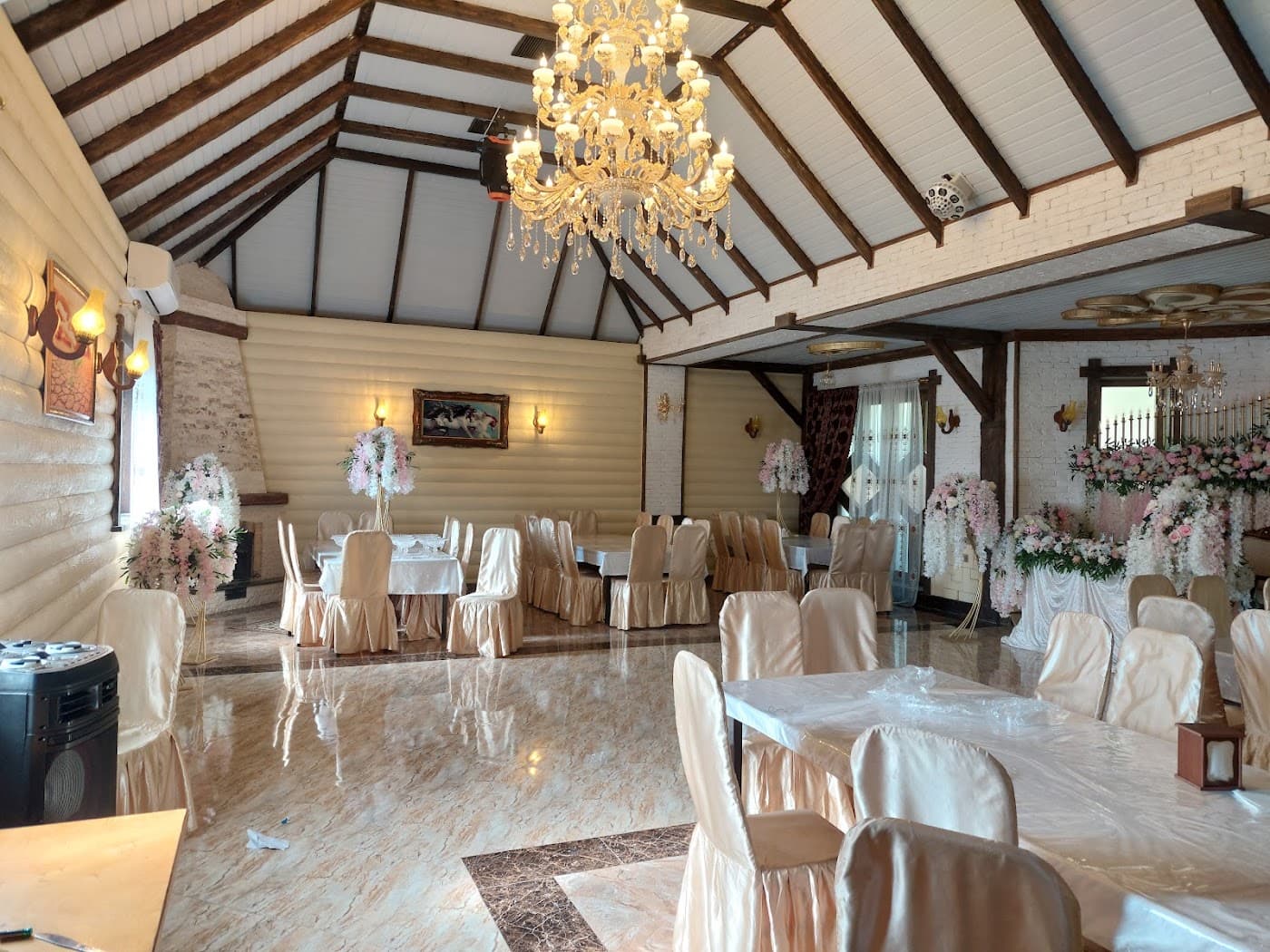 Qala Ailəvi Restoranı