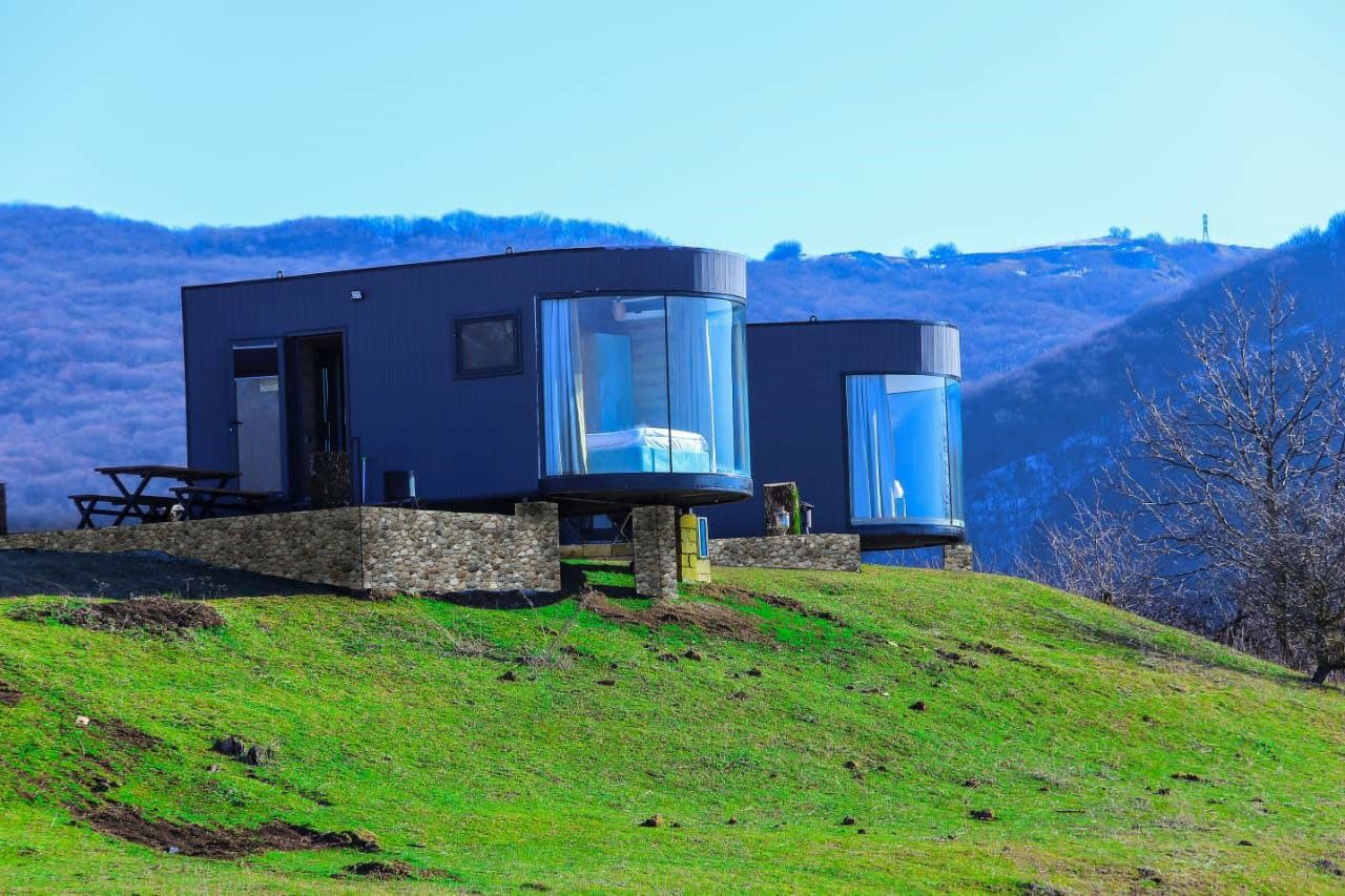 sishouses