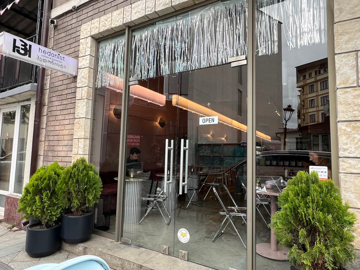 Hedonist Coffee & Breakfast