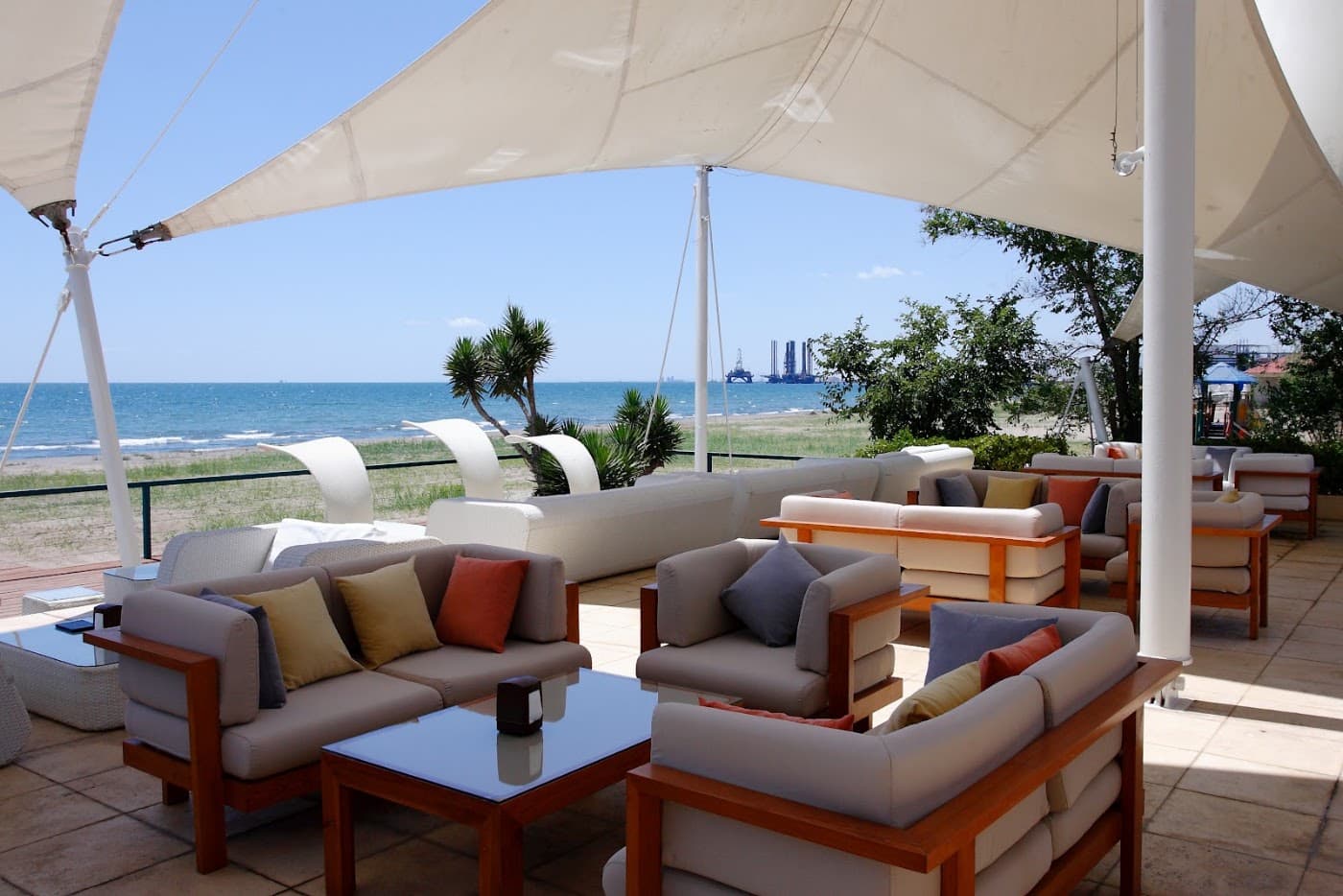 Crescent Beach Hotel