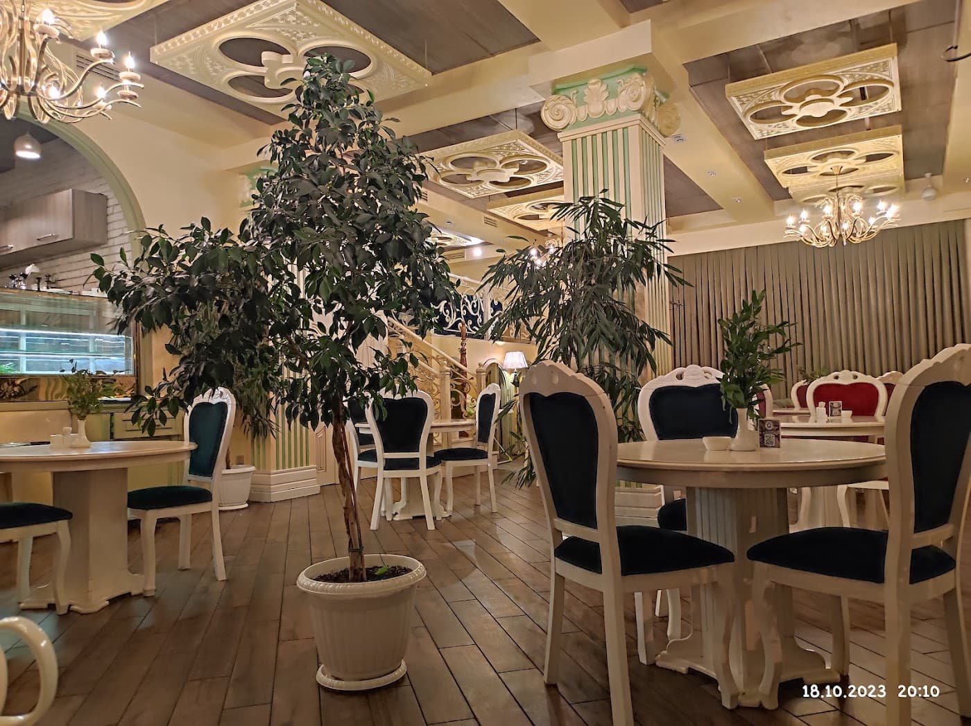 Shani Sweet House Restaurant & Lounge