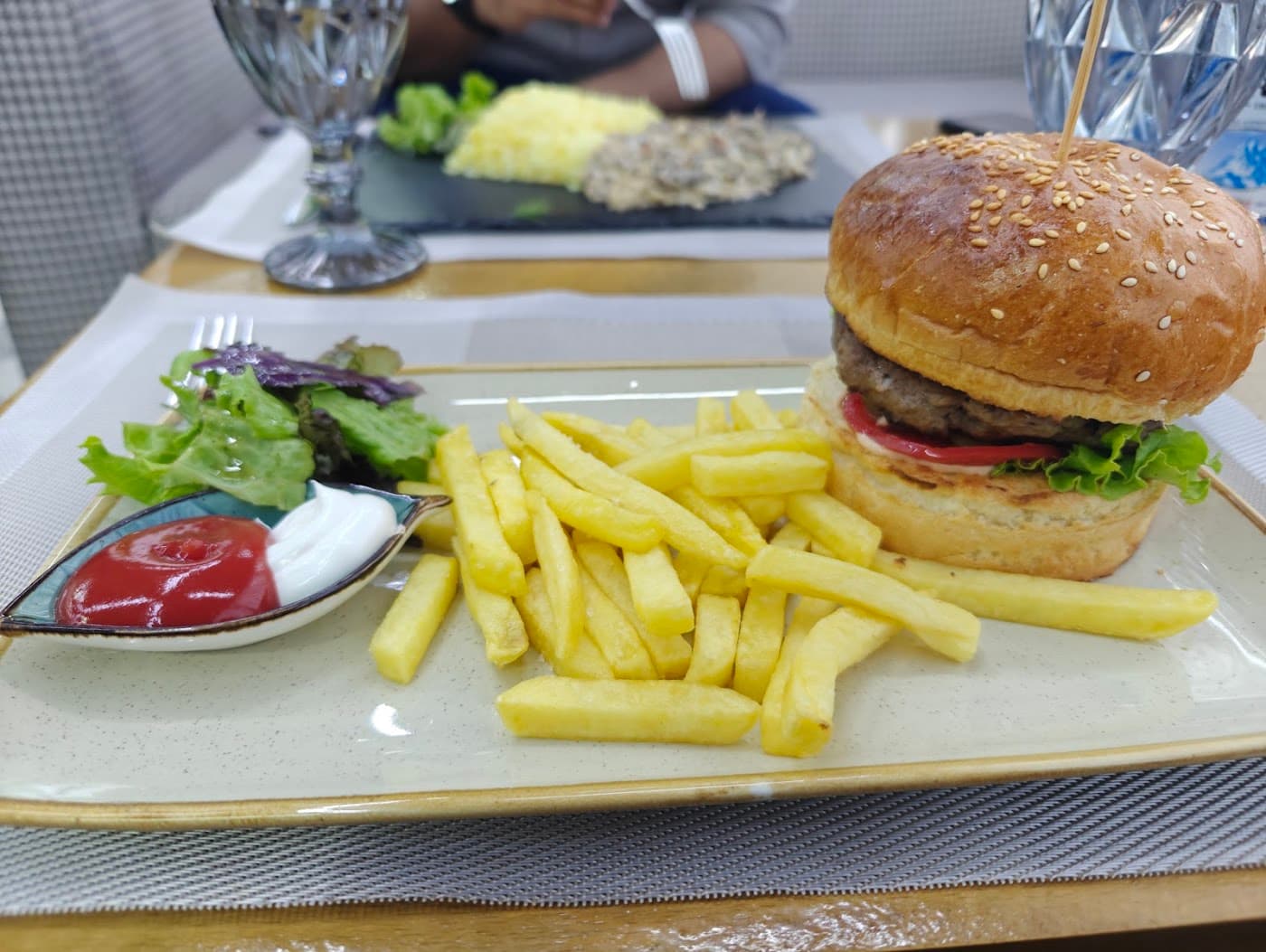 Chai Baku Lounge