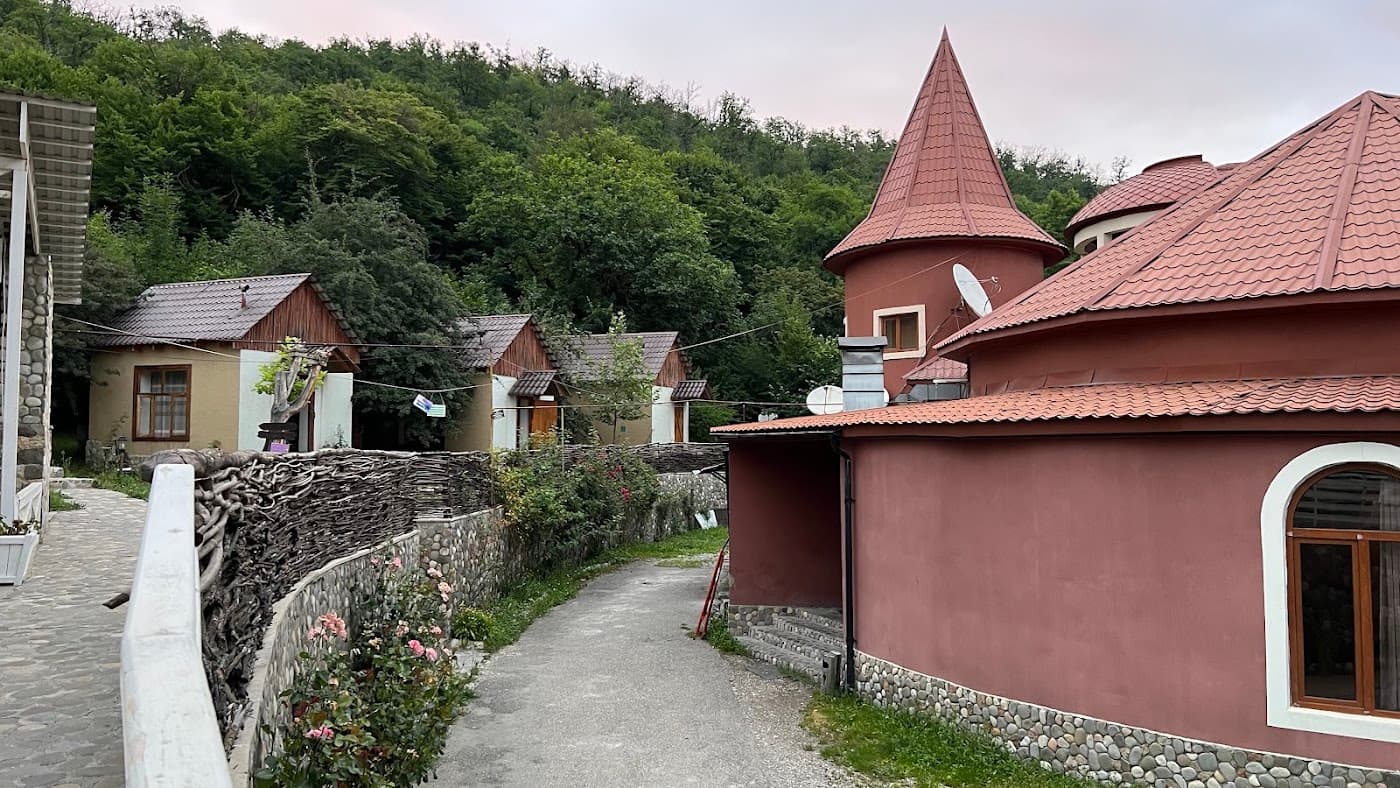 Chateau Qusar Hotel & Cottages
