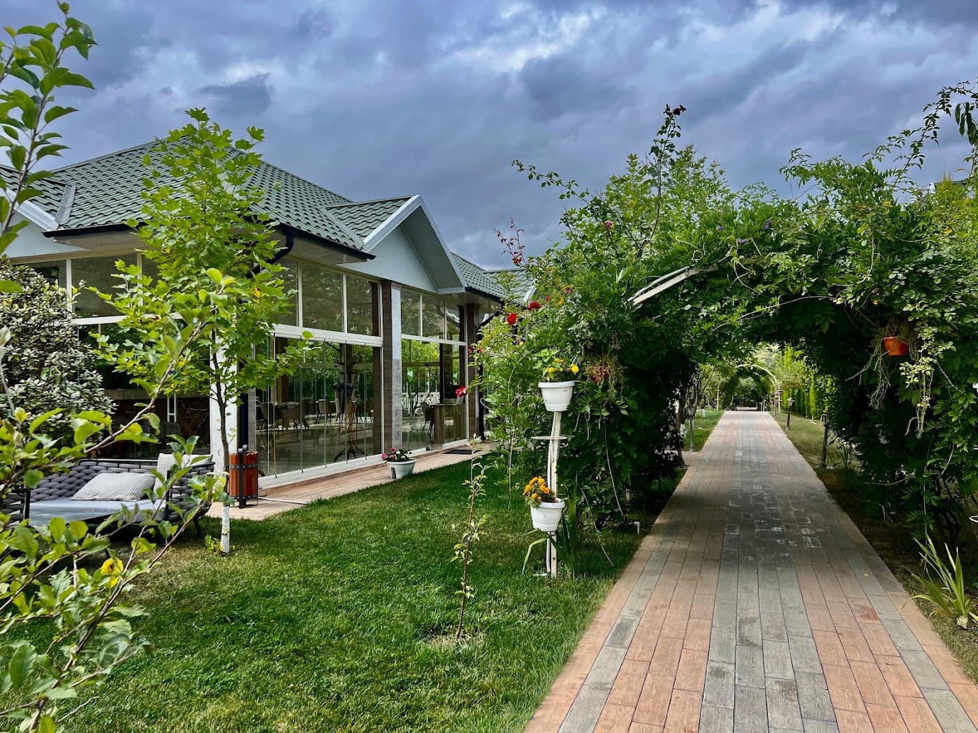 Alma Bağı Hotel& Villas