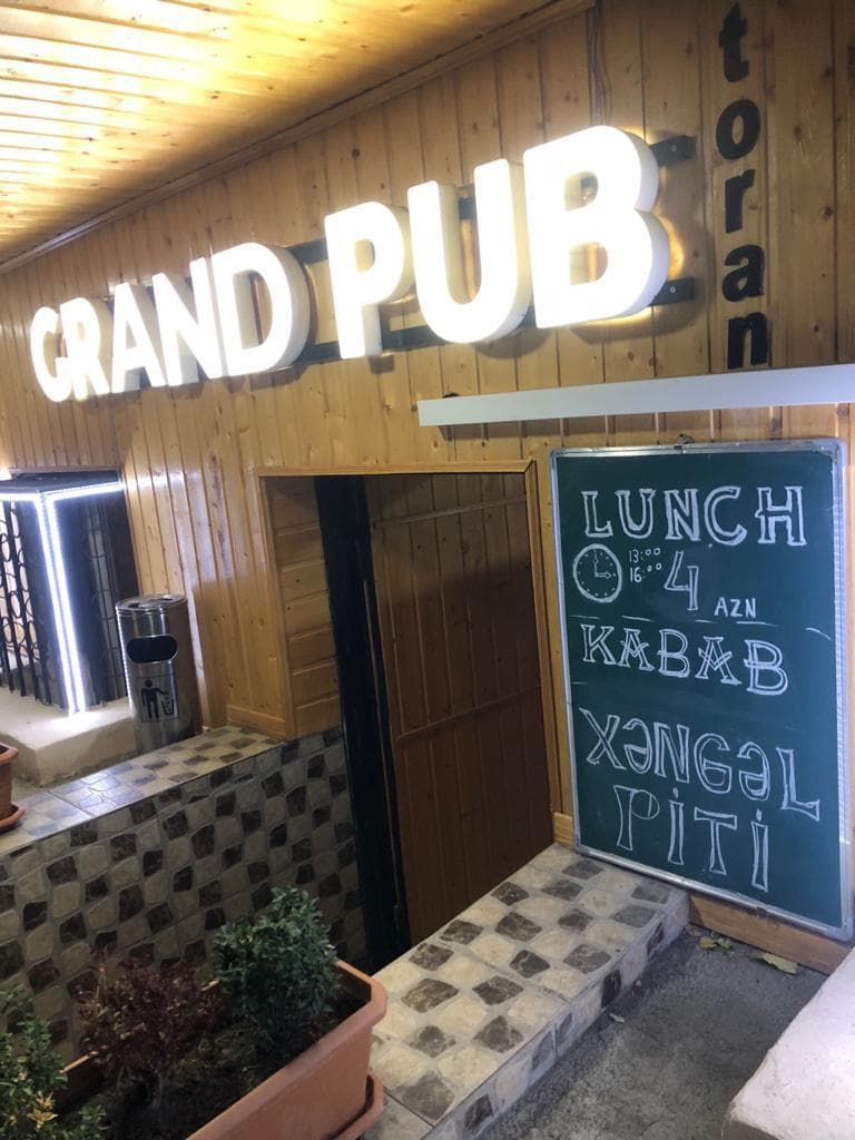 Grand Pub