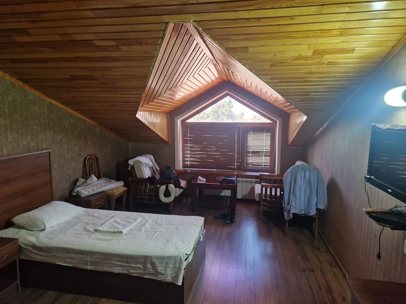 İzel Otel