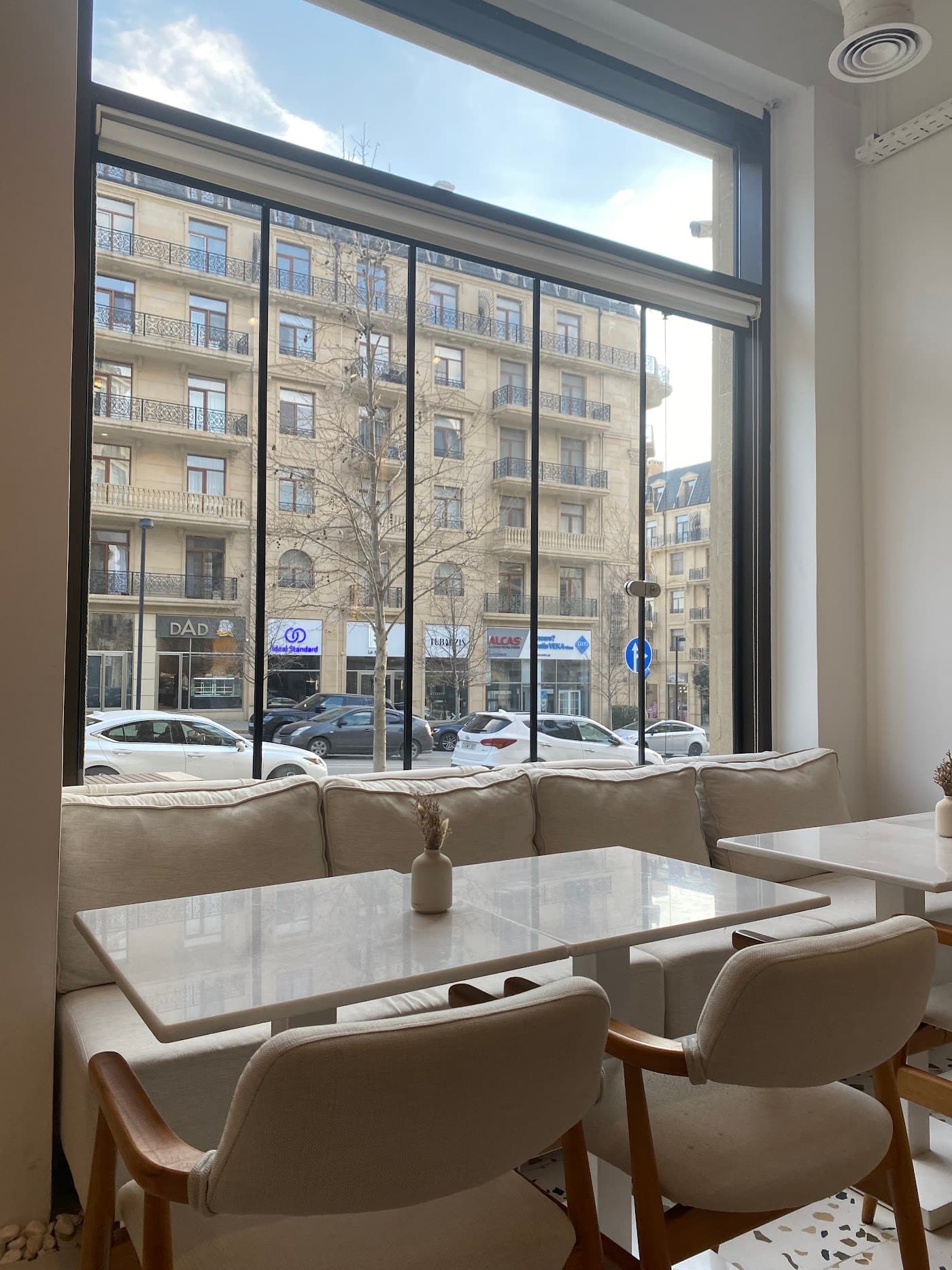 Milk Lab | Coffee & Brunch