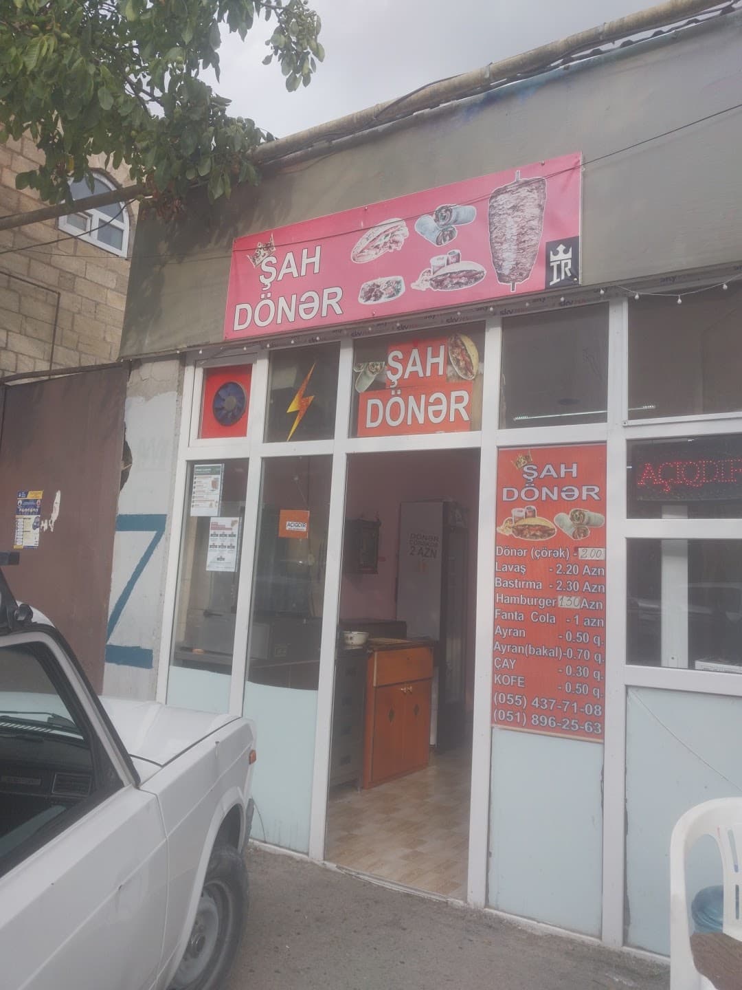 Xelife Şadliq Sarayi