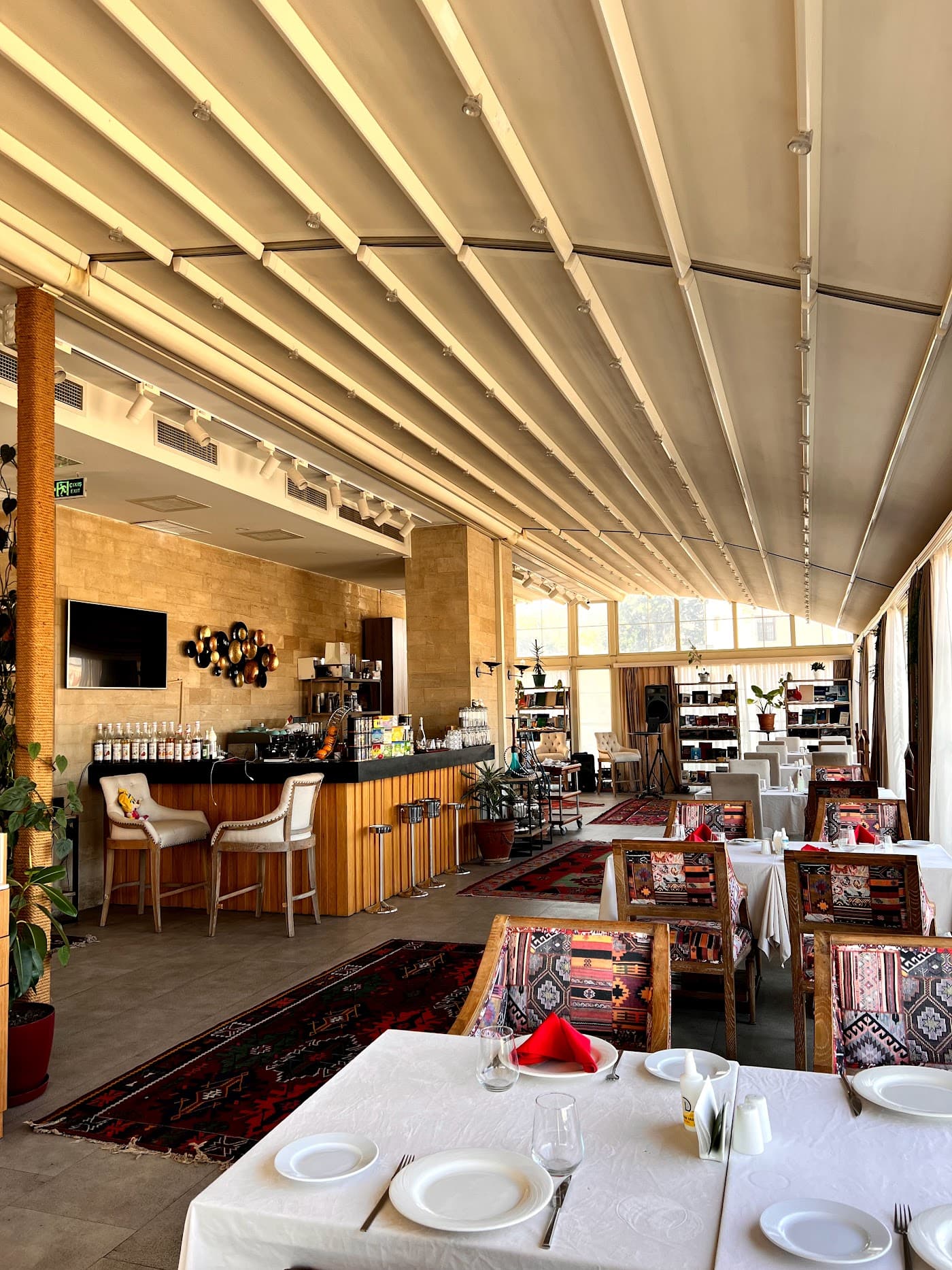 Natavan Restaurant