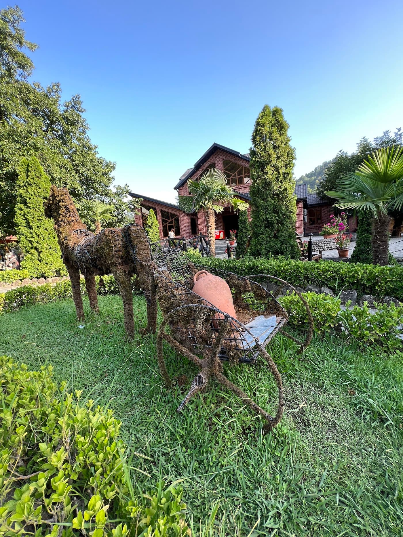 Cənub Hotel & Restoran